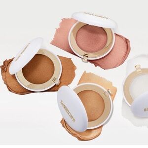 Beauty Counter Cheeky Clean Highlighting Balm - Astro